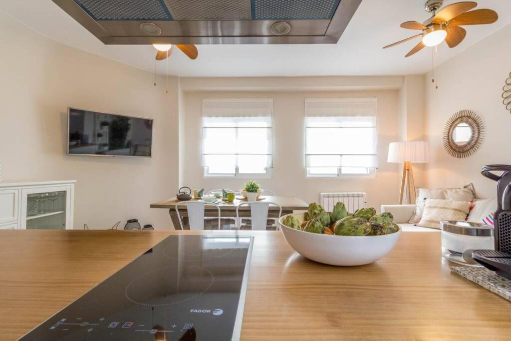 Cosy & Downtown Flat Valencia. 아파트 외부 사진