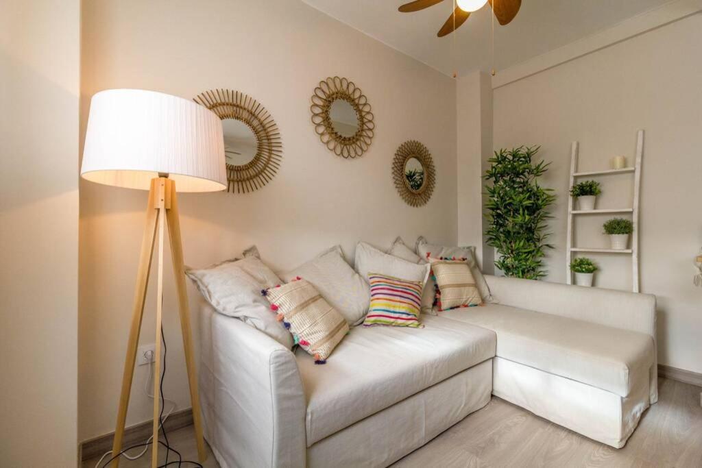 Cosy & Downtown Flat Valencia. 아파트 외부 사진
